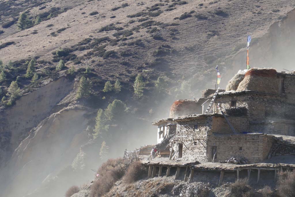 Village de Chala, tour du Saipal, région de Simikot