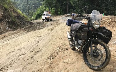 Voyage en moto, ouest Népal en Royal Enfield