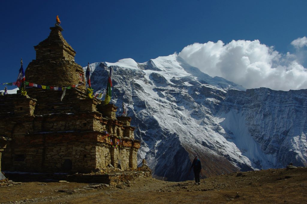 Sommet du Khanguru, près de Naar, tour des Annapurnas