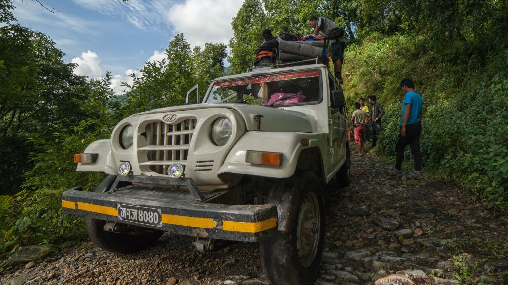 Haute route des Annapurnas, jeep